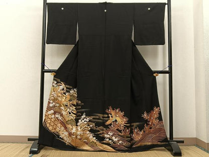 平和屋着物■豪華黒留袖　駒刺繍　鳳凰浜松文　金銀彩　正絹　逸品　BAAY6863hj