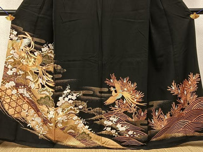 平和屋着物■豪華黒留袖　駒刺繍　鳳凰浜松文　金銀彩　正絹　逸品　BAAY6863hj