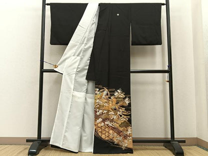 平和屋着物■豪華黒留袖　駒刺繍　鳳凰浜松文　金銀彩　正絹　逸品　BAAY6863hj