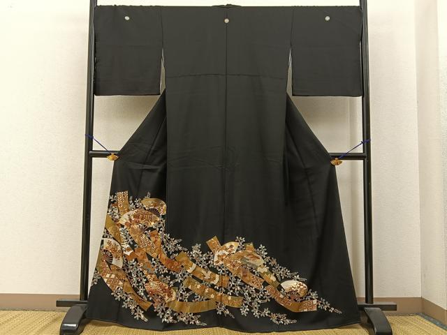 平和屋着物■豪華黒留袖　駒刺繍　扇面短冊花文　金彩　正絹　逸品　BAAY6868hj