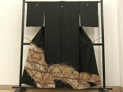 平和屋着物■豪華黒留袖　駒刺繍　向かい鳳凰花文　金銀彩　正絹　逸品　BAAY6869hj