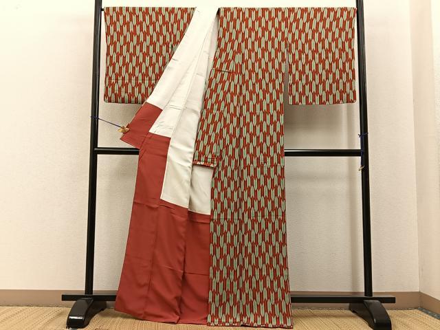 平和屋着物●伝統工芸士　染谷梅治　小紋　矢羽根文様　正絹　逸品　BAAY6882hj
