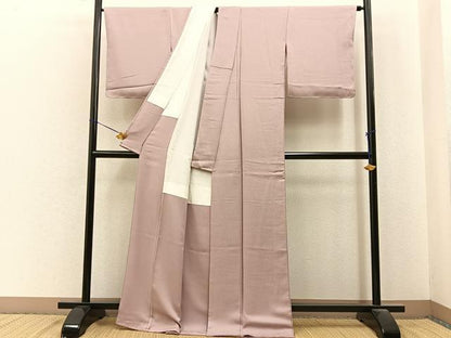 平和屋着物●上質な色無地　菊地紋　薄柿色　正絹　逸品　未使用　BAAY6886hj
