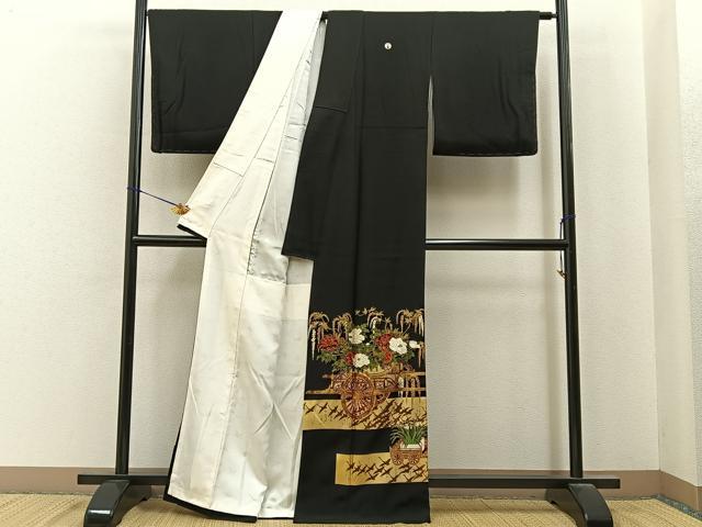 平和屋着物●松尾光琳　黒留袖　駒刺繍　飛鶴花車文　金彩　正絹　逸品　BAAY6891hj
