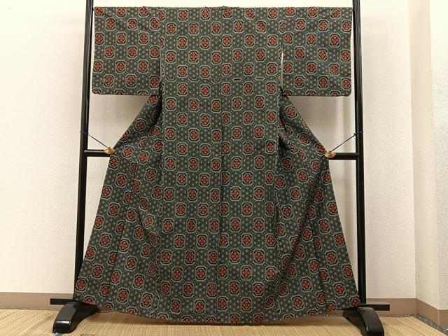 平和屋着物■本場村山大島紬　花菱文　正絹　逸品　BAAY6947hj