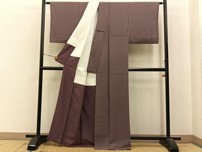 平和屋着物●上質な色無地　作家物　煎茶色　正絹　逸品　未使用　BAAY6955hj