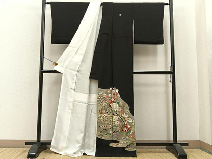 平和屋着物■豪華黒留袖　駒刺繍　松竹梅　花車文　金彩　正絹　逸品　BAAY6963hj