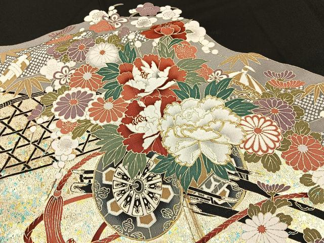 平和屋着物■豪華黒留袖　駒刺繍　松竹梅　花車文　金彩　正絹　逸品　BAAY6963hj