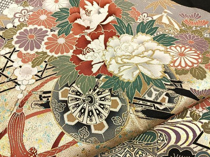 平和屋着物■豪華黒留袖　駒刺繍　松竹梅　花車文　金彩　正絹　逸品　BAAY6963hj