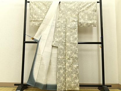 平和屋着物■本場大島紬　白大島　9マルキ　雪輪文様　正絹　逸品　BAAY6974hj