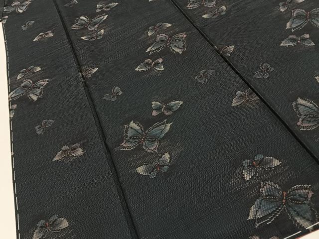 平和屋着物■本場大島紬　舞蝶文　正絹　逸品　未使用　BAAY8036hj