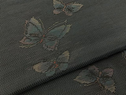平和屋着物■本場大島紬　舞蝶文　正絹　逸品　未使用　BAAY8036hj