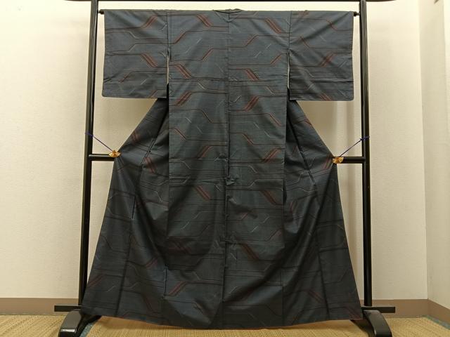 平和屋着物■本場大島紬　9マルキ　幾何学文様　正絹　逸品　未使用　BAAY8080hj