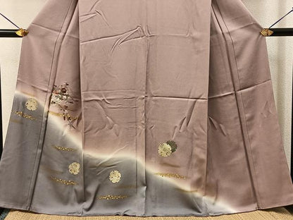 平和屋着物●訪問着　刺繍　雪輪秋草文　暈し染め　金銀彩　正絹　逸品　未使用　BAAY8114hj