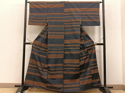 平和屋着物■上質な紬　横段亀甲文　正絹　逸品　BAAY8127hj