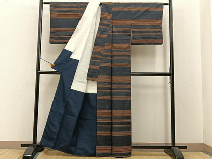 平和屋着物■上質な紬　横段亀甲文　正絹　逸品　BAAY8127hj