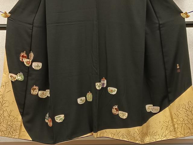 平和屋着物●松尾光琳　黒留袖　刺繍　茶道具　金彩　正絹　逸品　BAAY8135hj