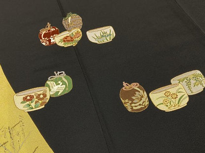 平和屋着物●松尾光琳　黒留袖　刺繍　茶道具　金彩　正絹　逸品　BAAY8135hj