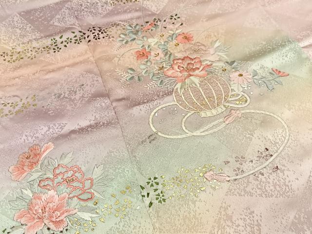 平和屋着物●訪問着　刺繍　飾花文　暈し染め　金銀彩　正絹　逸品　BAAY8183hj