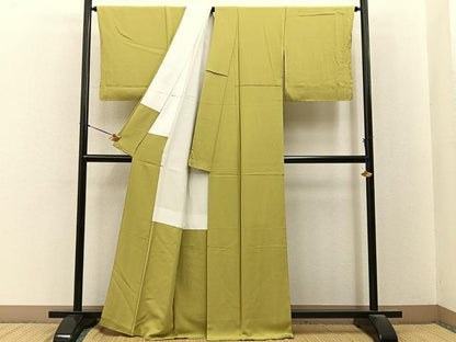 平和屋着物●上質な色無地　堅牢草木染　木蘭色　反端付き　正絹　逸品　未使用　BAAY8293hj