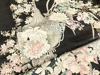 平和屋着物●豪華振袖　装飾花文　暈し染め　黒地　銀彩　正絹　逸品　BAAY8370hj