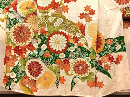 平和屋着物■豪華振袖　駒刺繍　雪芝菊文　金彩　正絹　逸品　BAAY8390hj