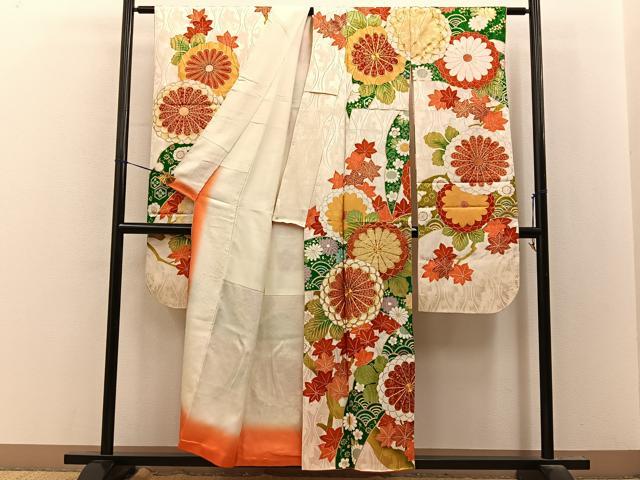 平和屋着物■豪華振袖　駒刺繍　雪芝菊文　金彩　正絹　逸品　BAAY8390hj