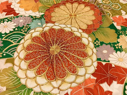 平和屋着物■豪華振袖　駒刺繍　雪芝菊文　金彩　正絹　逸品　BAAY8390hj