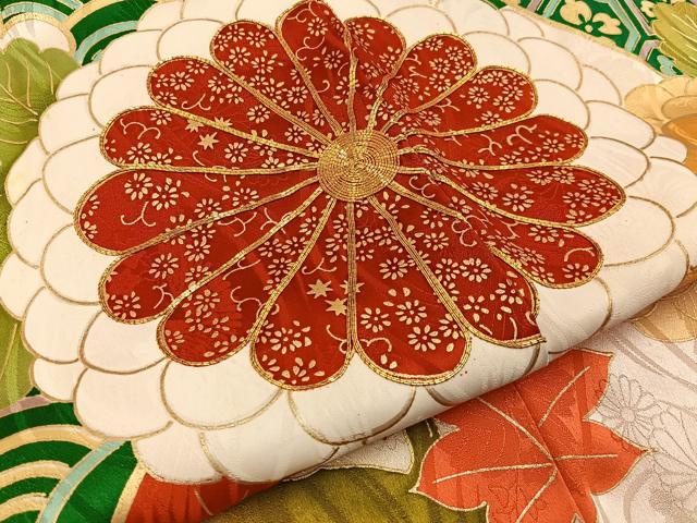 平和屋着物■豪華振袖　駒刺繍　雪芝菊文　金彩　正絹　逸品　BAAY8390hj