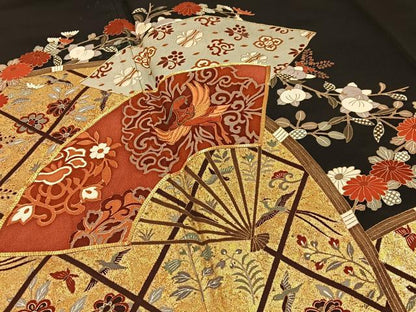 平和屋着物■豪華黒留袖　作家物　駒刺繍　鳳凰扇面花文　金銀彩　正絹　逸品　BAAY8465hj