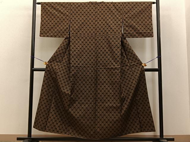 平和屋着物■本場大島紬　背抜き仕立て　7マルキ　吉祥文　正絹　逸品　BAAY8535hj