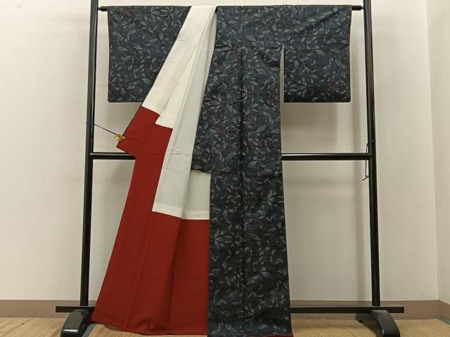 平和屋着物■本場大島紬　7マルキ　更紗花唐草文　正絹　逸品　BAAY8634hj