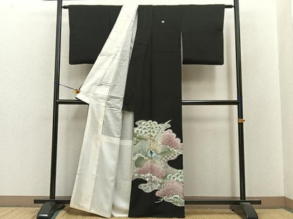 平和屋着物■豪華黒留袖　刺繍　松竹梅　尾長鶏　銀彩　正絹　逸品　BAAY8638hj