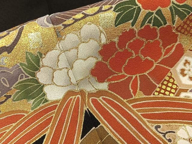 平和屋着物■豪華黒留袖　作家物　駒刺繍　松竹梅　流水吉祥花文　金彩　ロング丈　正絹　逸品　BAAY8753hj