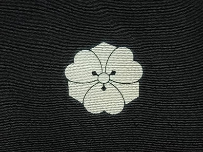 平和屋着物■豪華黒留袖　作家物　駒刺繍　松竹梅　流水吉祥花文　金彩　ロング丈　正絹　逸品　BAAY8753hj