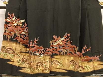 平和屋着物■豪華黒留袖　飛鶴片輪車文　金彩　正絹　逸品　BAAY8779hj