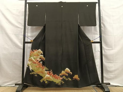 平和屋着物■豪華黒留袖　駒刺繍　松竹梅菊文　金彩　正絹　逸品　BAAY8794hj