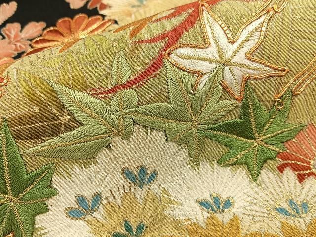 平和屋着物■豪華黒留袖　駒刺繍　松竹梅菊文　金彩　正絹　逸品　BAAY8794hj