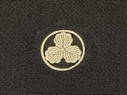 平和屋着物■豪華黒留袖　四季花鳥図　雪舟等陽　ぬれ羽染　金彩　正絹　逸品　BAAY8842hj