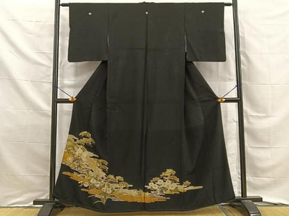 平和屋着物■黒留袖　駒刺繍　孔雀浜松文　金彩　洗える着物　BAAY8846hj
