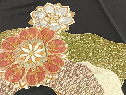 平和屋着物■豪華黒留袖　駒刺繍　正倉院花文　金銀彩　正絹　逸品　BAAY9010yc