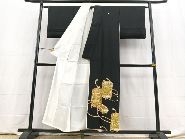 平和屋着物■豪華黒留袖　駒刺繍　貝桶花文　金彩　正絹　逸品　BAAY9091yc