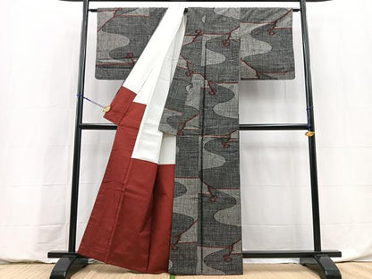平和屋着物■上質な紬　唐草文　黒地　正絹　逸品　BAAY9127yc