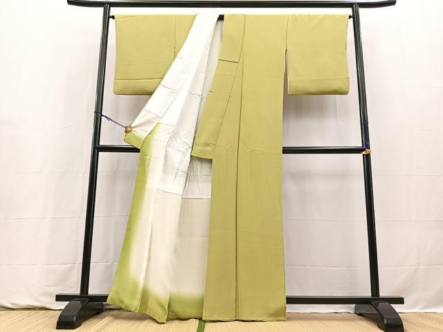 平和屋着物●上質な色無地　抹茶色　正絹　逸品　BAAY9297yc