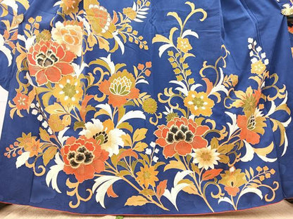 平和屋着物●豪華振袖　駒刺繍　更紗花文　三越扱い　正絹　逸品　BAAY9326yc
