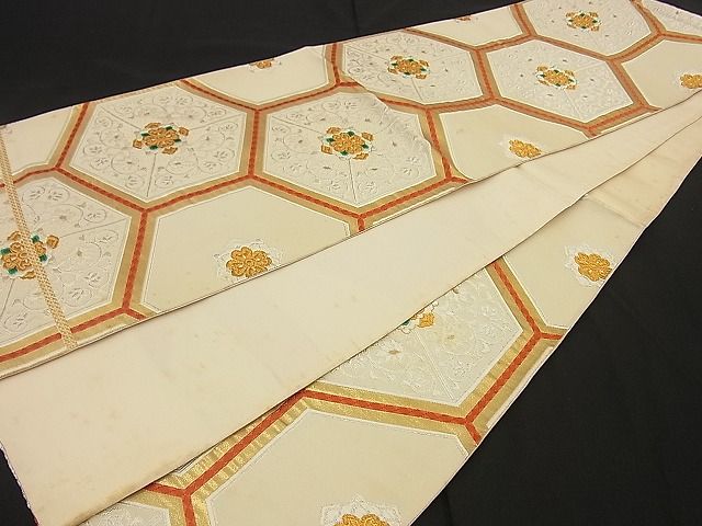 A 亀甲に花々模様 金銀糸 正絹 六通 袋帯 フォーマル O29 平和屋着物□六通柄袋帯 唐織 亀甲花文 金銀糸 逸品 n-