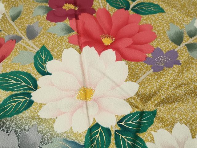 平和屋着物●豪華振袖　花蝶文　暈し染め　暈し染め　金彩　やまと誂製　逸品　CAAI8596yc