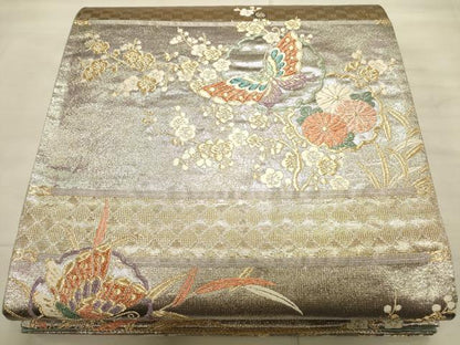 平和屋着物●六通柄袋帯 唐織 雪輪花蝶文 金銀糸 鈴乃屋扱い 正絹 逸品 CAAJ0899eg