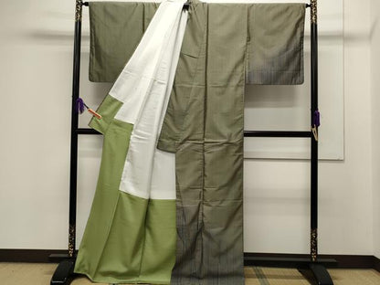 平和屋着物●訪問着　本場染大島紬　縞　暈し染め　正絹　逸品　CABF3212ut