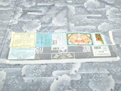 平和屋着物●本場大島紬 白大島 夢絣 雪の国 窪田織物謹製 証紙付き 正絹 逸品 CAAR8048vf